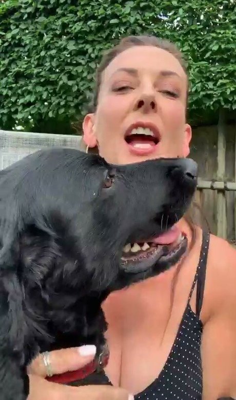 TV Shopping Presenters model porno galerie