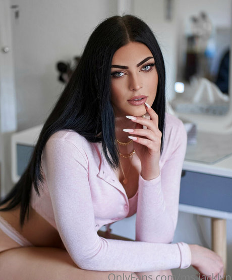 ms jacklyn erotische nette foto