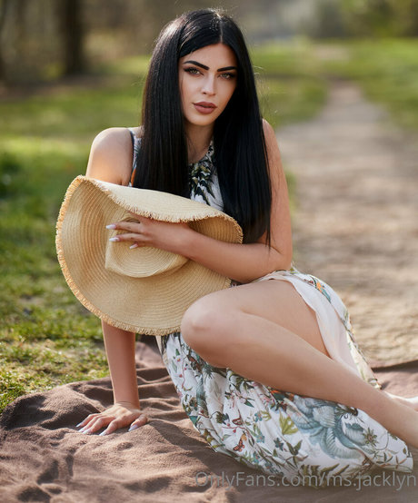 ms jacklyn schauspielerin erotische fotos