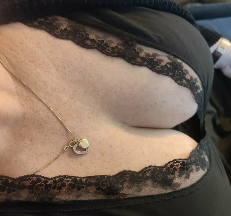 julieboobs model perfekte bilder