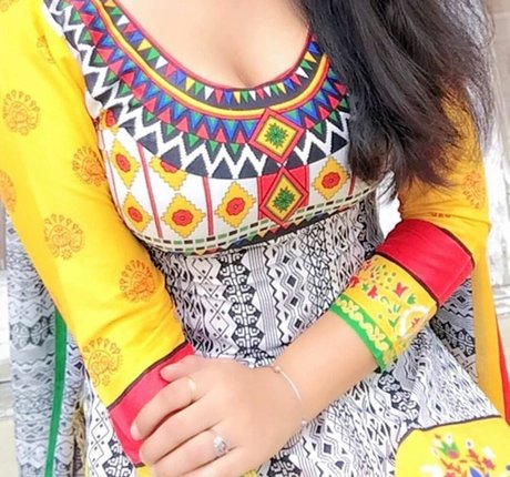 Aarohi Verma hd foto