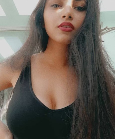 Aarohi Verma hübsche galerie