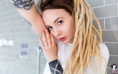 Mundi schauspielerin xxx galerie