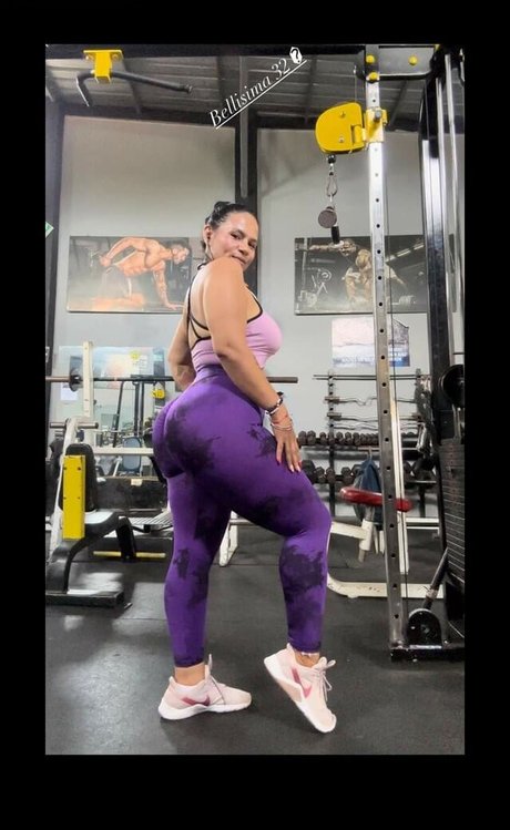 Bellisima 32 nackt porno galerie