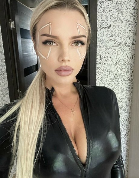 lera koldomasova schauspielerin exklusive bilder