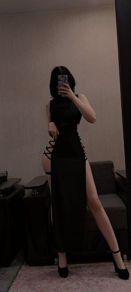 llhellsing exklusive nackt bild