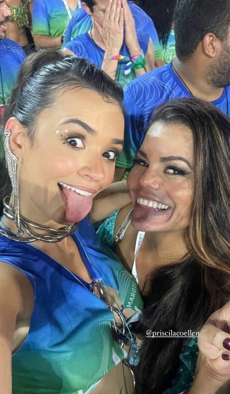 dünne ebenholz-onlyfans exklusive top foto