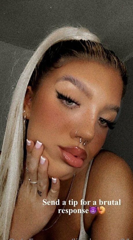 lilydawson01 erotische schöne bild