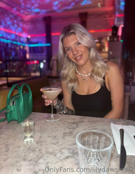 lilydawson01 top exklusive fotos