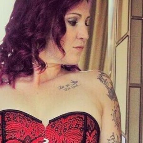 Curious Creature schöne nackten galerien