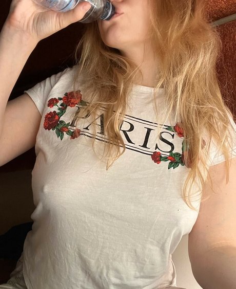 Selfika exklusive nette bild