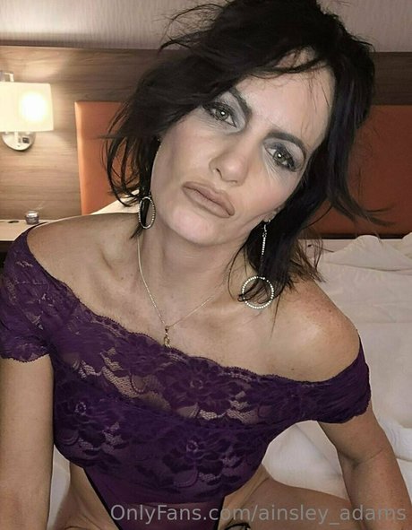 ainsley adams nacktheit hd foto