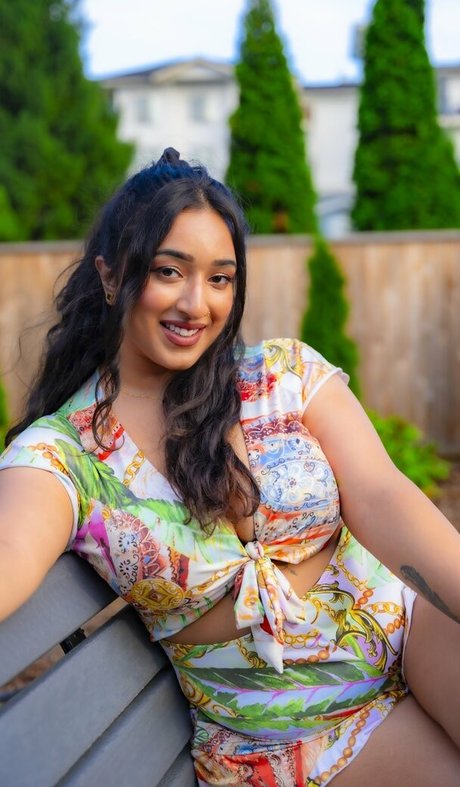 iamrakhi nacktheit akt foto