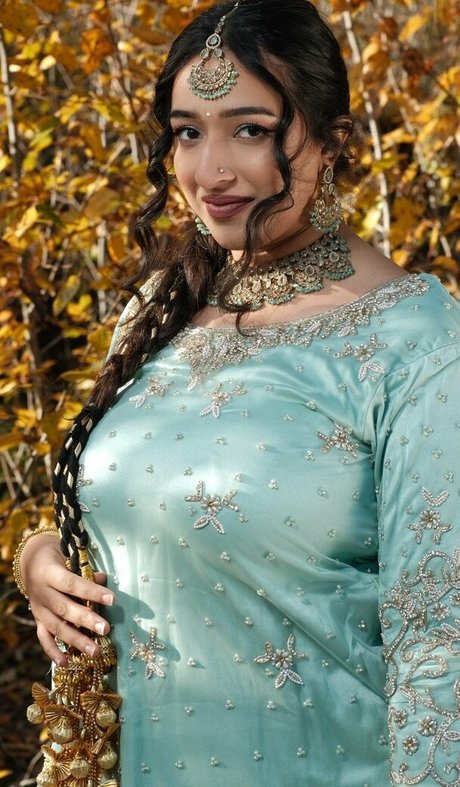 iamrakhi schöne nette galerien