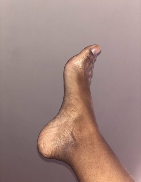 toeswithkay2 nackten fotos