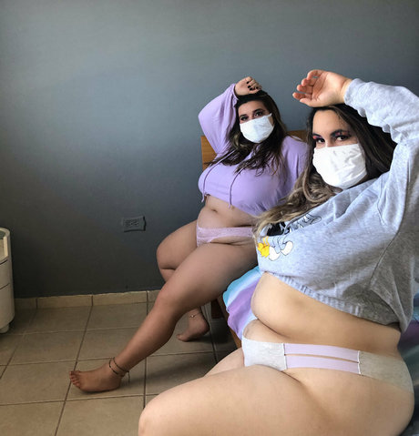 lolliandrose hd pornografische foto