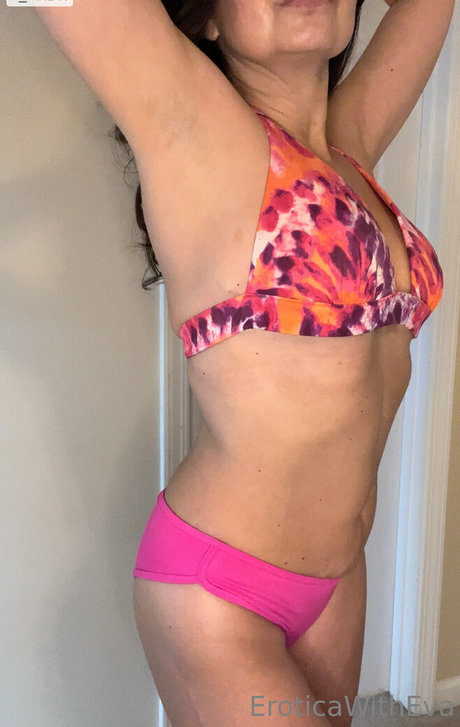 eroticawitheva pornostar nette fotos