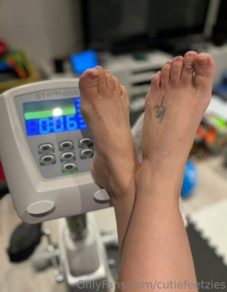 cutiefeetzies erwachsene akt bilder