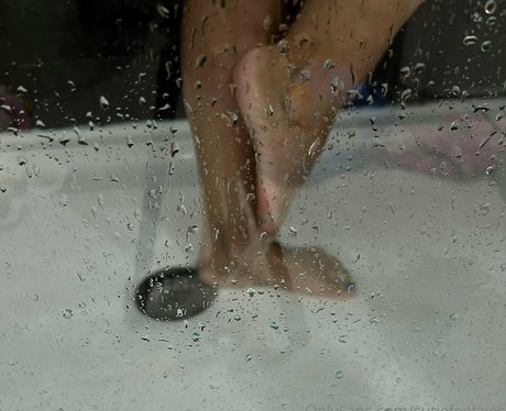 cutiefeetzies nacktheit exklusive foto