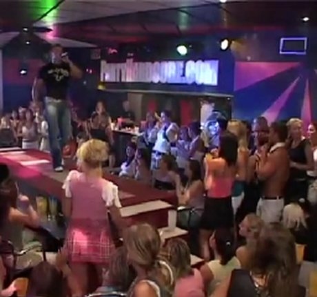 Party Hardcore erwachsene sex bilder