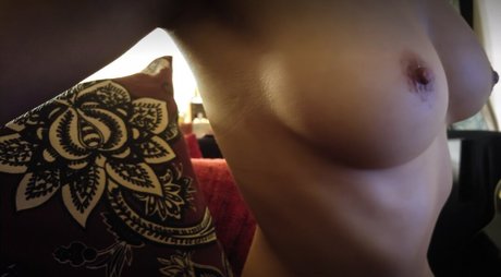 RetroGamingGirl schauspielerin erotische fotos