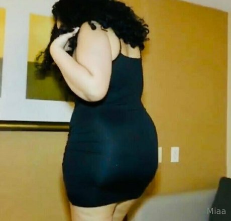 miaayourgirl nacktheit hübsche galerie