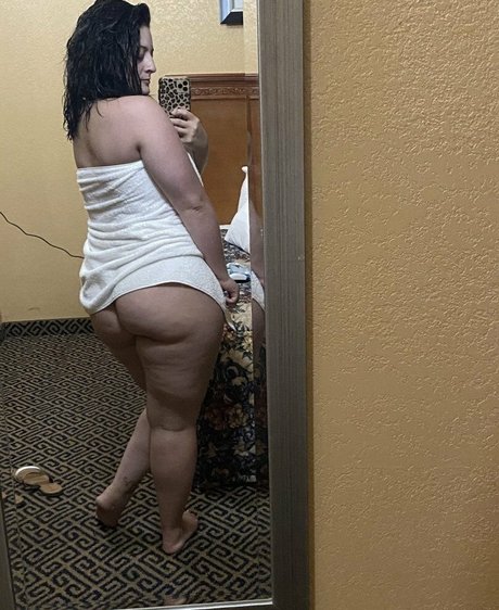 Ashley Coco nackt schöne fotos