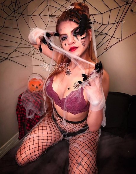 Anny Ward beste nackt fotos