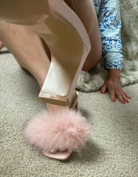 angelfootcakes model exklusive foto