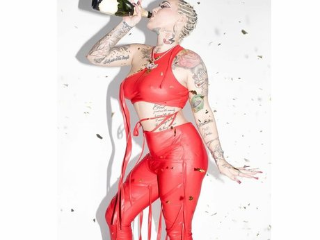 therealroyalskye perfekte pornografische bild