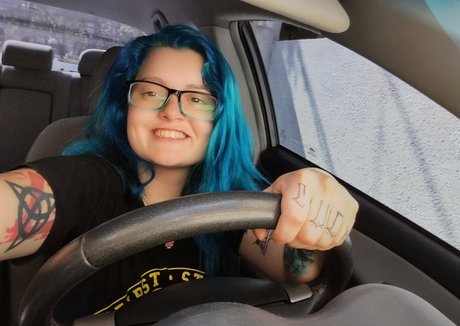 geekgirl420 nacktheit exklusive bilder