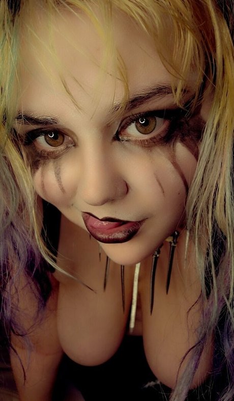 littledevilkitten exklusive nackt archiv