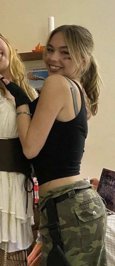 ilinamcqueen perfekte erotische galerie