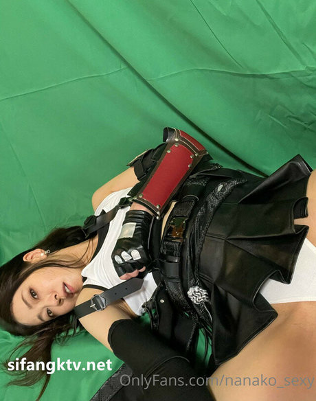 nanako sexy pornostar bild