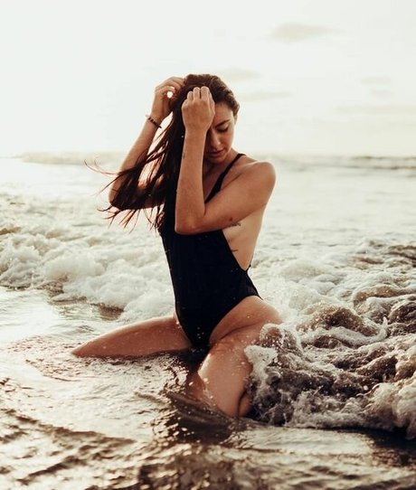 Manuela Velez hübsche porno archiv