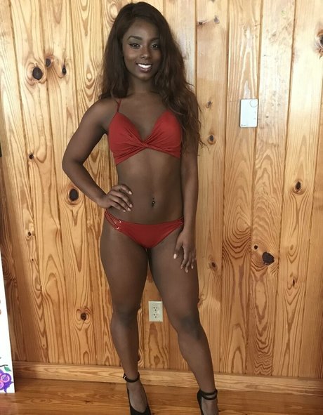 goddessdevyn porno hd fotos