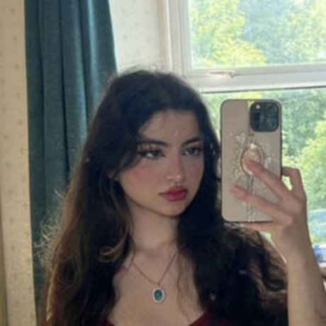 Ghidaa porno xxx bild