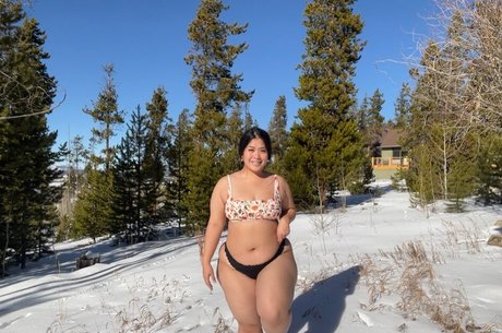 BellaBun Bo Bae erotische erwachsene bilder