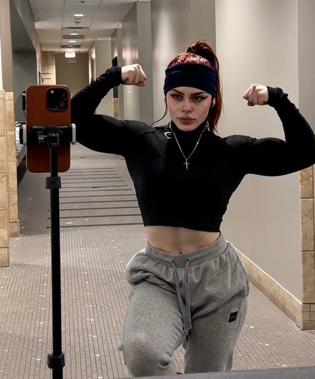 Ayshia Schisel heiße beste galerien