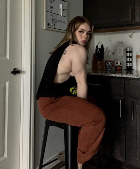 Ayshia Schisel pornostar hübsche fotos