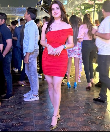 Iwishwithprachi freie nackten fotos