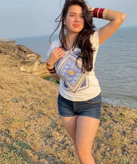 Iwishwithprachi nackt foto