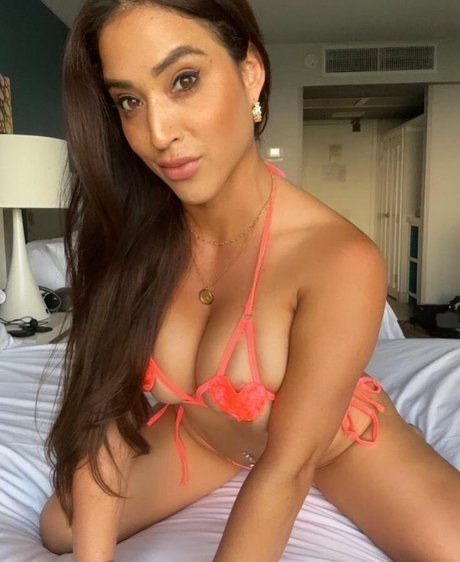 nursekarina tv heiße sex bild