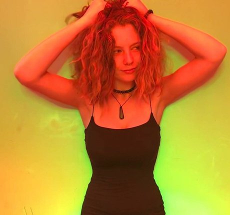 Jade Stone kunst sexy archiv