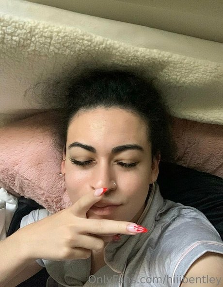 hiiibentley heiße erotische fotos