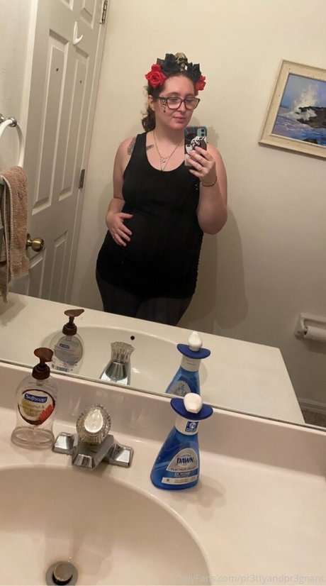 pr3ttyandpr3gnant exklusive erwachsene bild