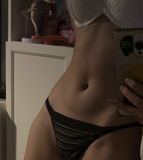 fvckzoe schauspielerin erwachsene foto