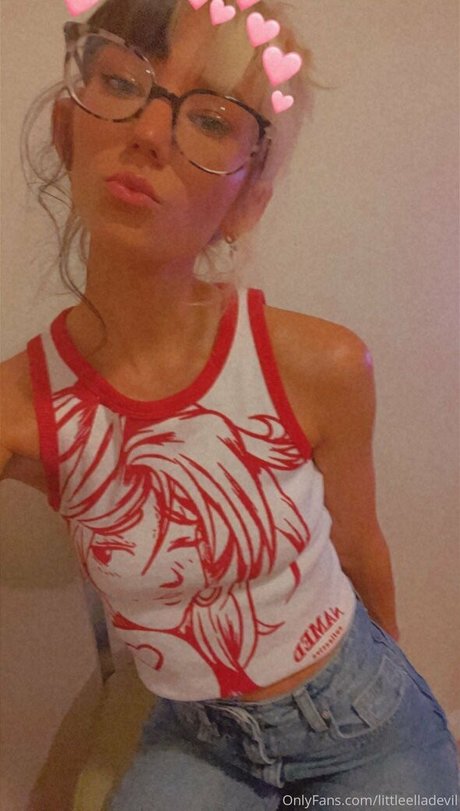 elladevilfree schöne nacktheit fotos