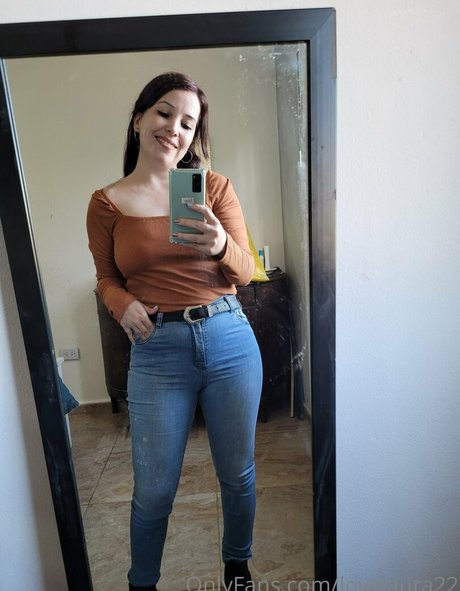 lovelaura22 hübsche akt galerie