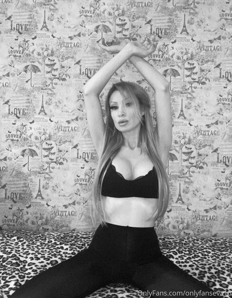 evavixenfree kunst schöne galerien